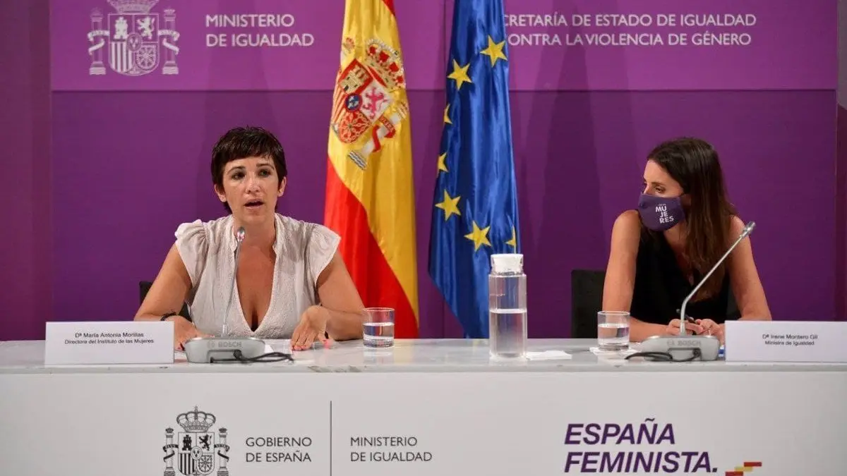 acoso laboral, acoso en el lugar de trabajo, igualdad de género, discriminación de género, violencia laboral, acoso sexual, políticas laborales, cultura de trabajo, ambiente laboral, consecuencias del acoso, educación financiera, inclusión financiera, brecha salarial, liderazgo femenino, políticas de igualdad, apoyo a víctimas, tolerancia cero, cultura de respeto, medidas de apoyo